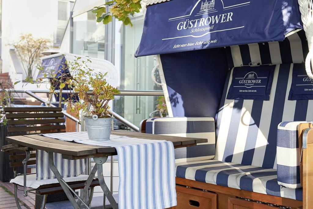 Hotel Kleines Meer Waren  Exteriér fotografie